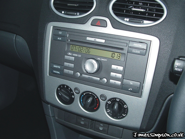 How to remove radio from ford fiesta 2006 #4
