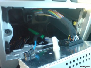 Ford Focus MK2 (4) Ford Focus MK2 (2005-2008) Stereo Removal - ST Ford Focus MK2 4
