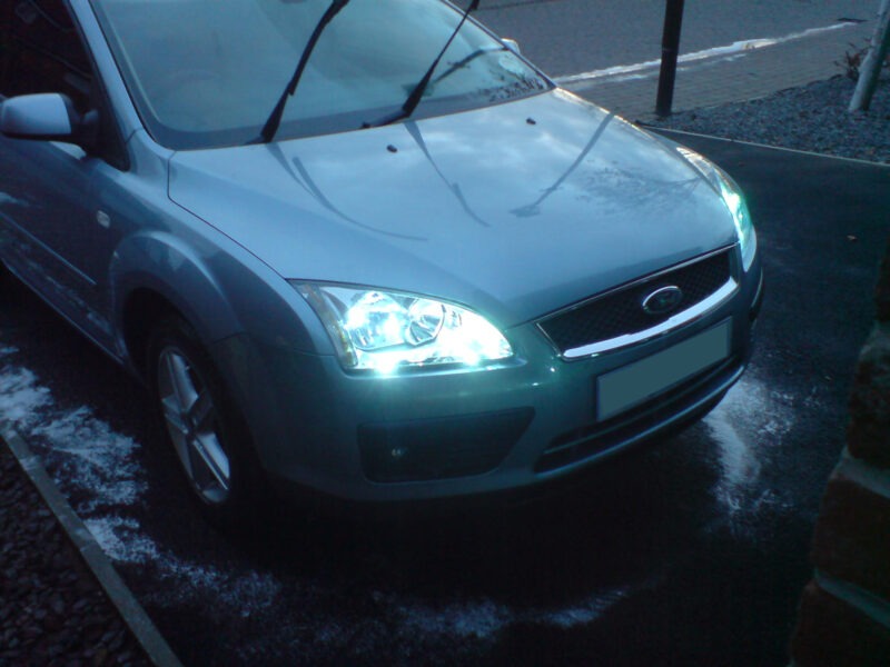 Fitting HID Headlights Ford Focus MK2 (2005-2008) 4 Fitting HID Headlights - Ford Focus MK2