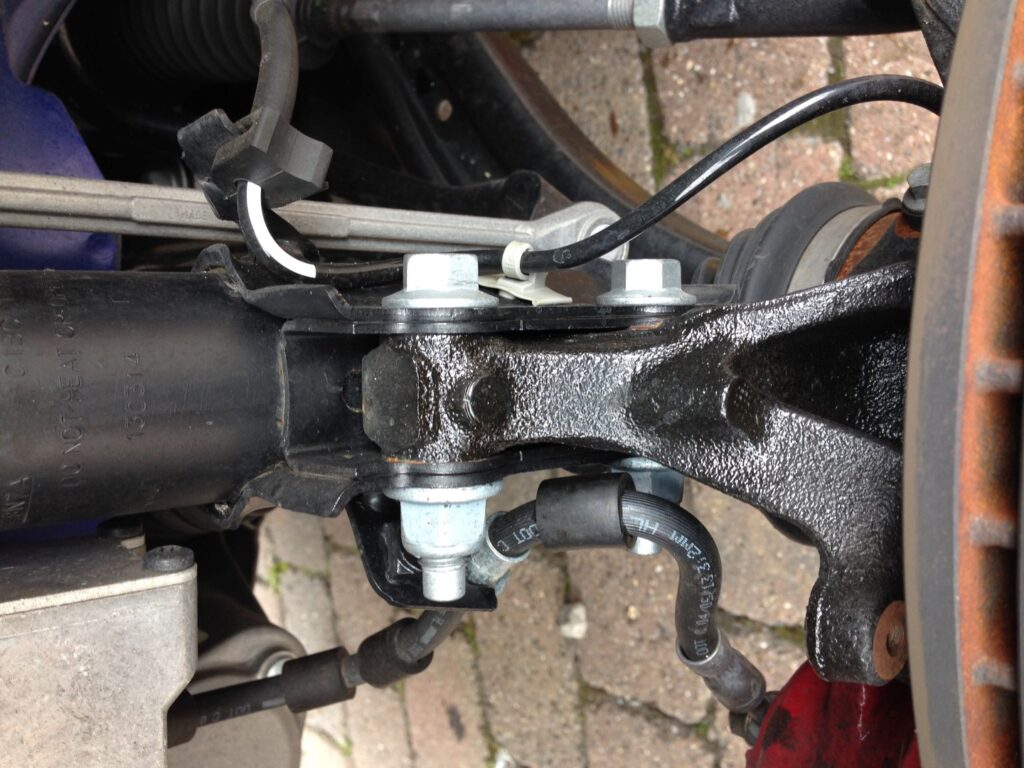 How To Lower Ford Fiesta ST MK7.5 (2013-Present) 7 Ford Fiesta ST Suspension Strut