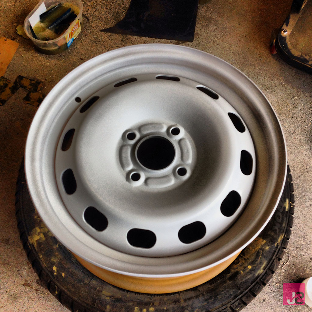 How To Refurbish Paint Steel Wheels James Simpson