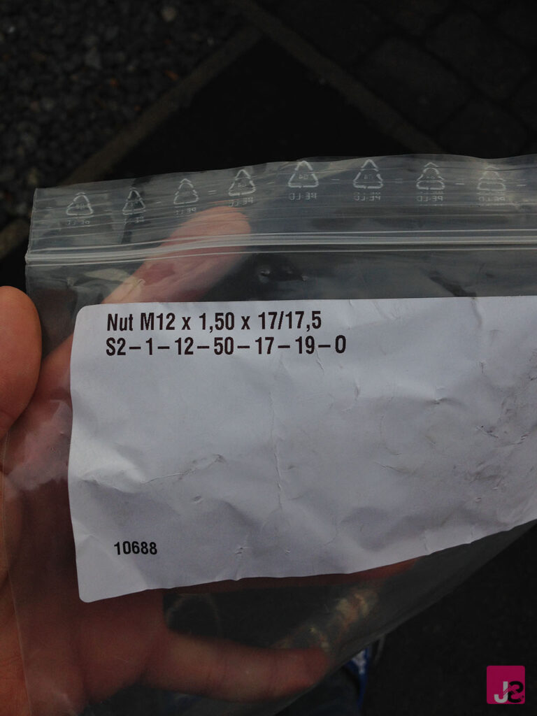 Fitting Ford Fiesta MK7 Spacers 11 Ford Fiesta MK7 Spacer Nuts