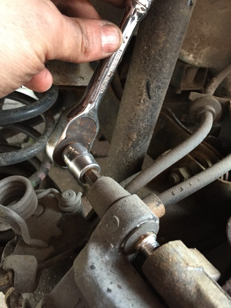 How To Fit Focus ST225 Brakes 30 IMG_5248