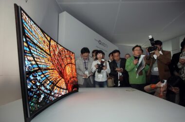 The Most Important Moments In TV Tech History 38 Curved TV Innovation