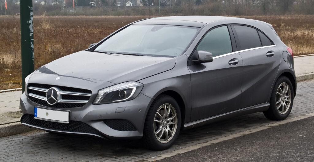 The Top Small Cars Of 2015 6 Mercedes-Benz_A_180_BlueEFFICIENCY_Urban_(W_176)_–_Frontansicht,_3._März_2013,_Düsseldorf