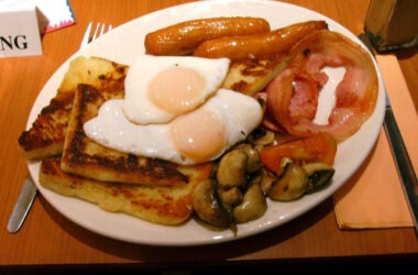 A Man's Perfect Lazy Day Out 16 Full English Breakfast