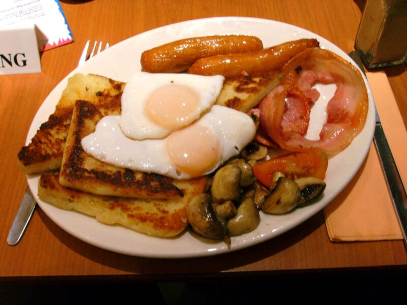 A Man's Perfect Lazy Day Out 4 Full English Breakfast