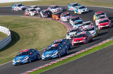 What To Expect At Your First Car Race 17 WTCC Race