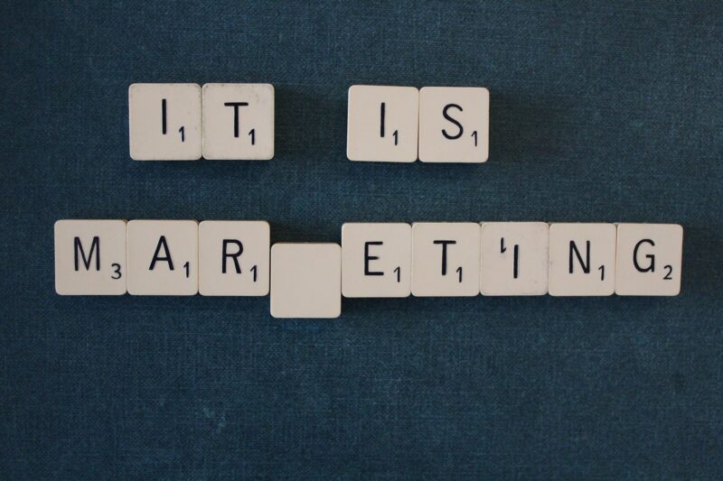 Tech In Business: The Convergence of Digital & Traditional Marketing 4 Tech In Business: The Convergence of Digital & Traditional Marketing elWgAAAABJRU5ErkJggg==