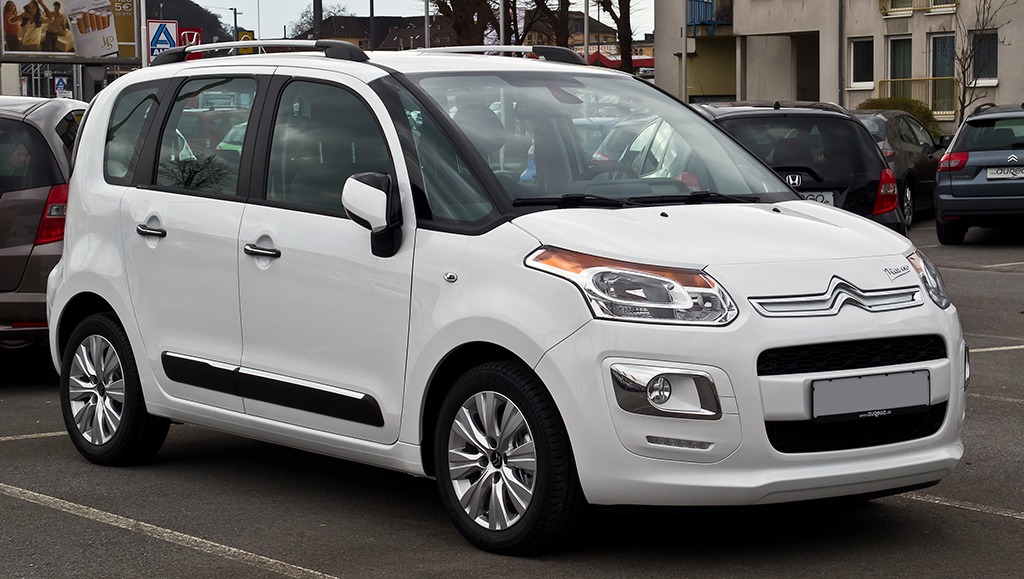 The Top 5 MPVs for Those on a Budget 6 Citroen C3 Picasso