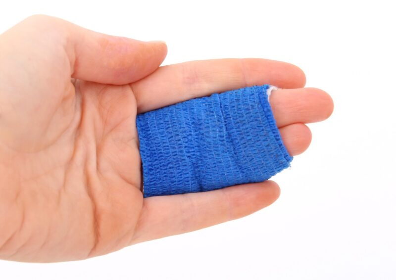 Five reasons for using a Kendall cohesive bandage as a strapping tape 4 Five reasons for using a Kendall cohesive bandage as a strapping tape