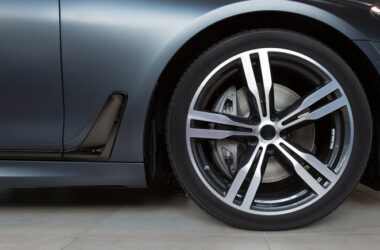 Wheel Straightening | Everything You Need to Know 12 Wheel Straightening