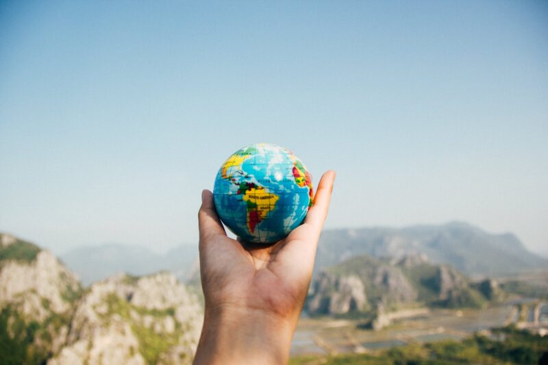 5 Wonders of Nature Every Globetrotter has to See (and 1 to avoid at all costs) 4 Wonders Of The World