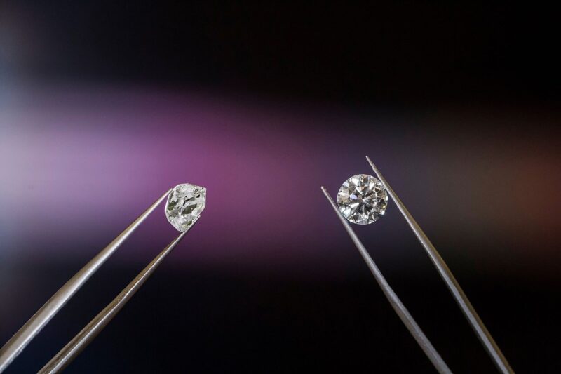 How are Lab Diamonds made? 4 How Are Lab Diamonds Made?