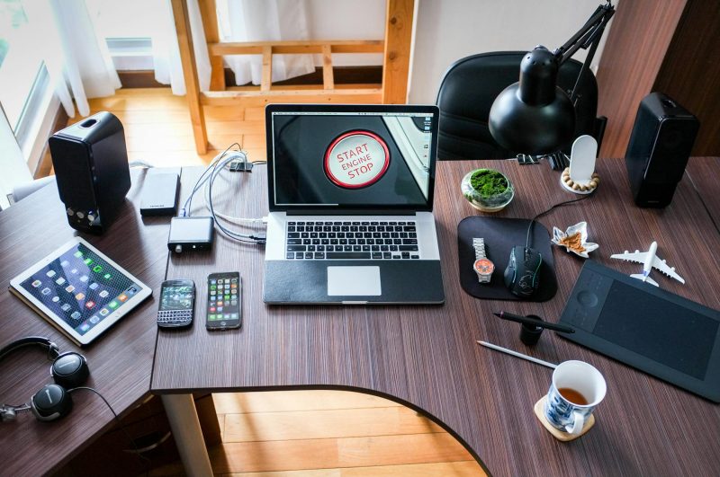 Upgrade Your Tech: When to Keep, Trade, or Sell Your Gadgets 4 Upgrade Your Tech: When to Keep, Trade, or Sell Your Gadgets AAHPpyg+AAAAAElFTkSuQmCC